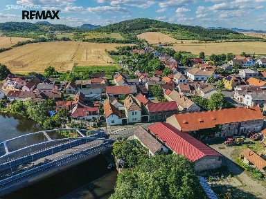Prodej rodinného domu 160 m², pozemek 751 m²