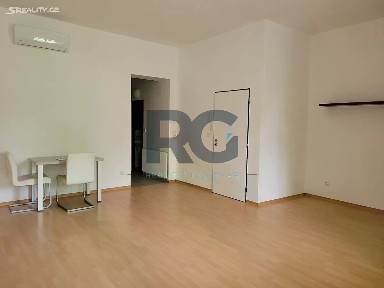 Pronájem bytu 1+kk 40 m² Čechova, Písek - Pražské Předměstí