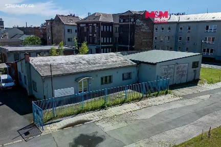 Prodej výrobní haly, prostoru 388 m²