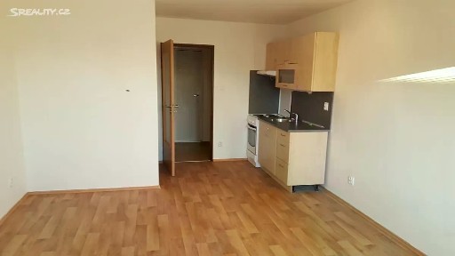 Pronájem bytu 1+kk 28 m² 28. října, Opava - Kateřinky