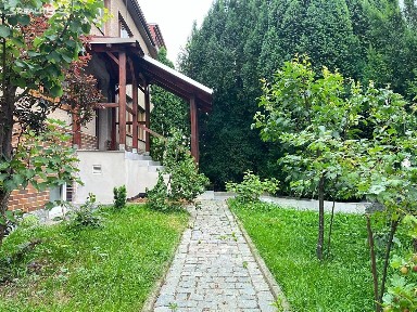 Pronájem bytu 3+1 90 m² Přemyšlenská, Praha - Kobylisy