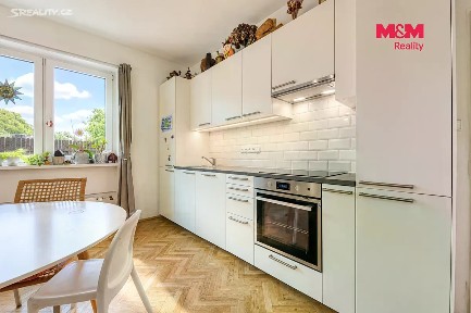 Prodej bytu 3+kk 68 m² Mánesova, Karlovy Vary - Drahovice