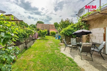 Prodej rodinného domu 208 m², pozemek 882 m²
