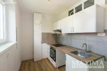 Pronájem bytu 2+1 57 m² Naskové, Praha - Košíře