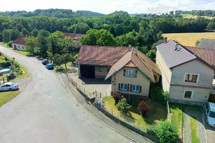 Prodej rodinného domu 97 m², pozemek 1997 m²