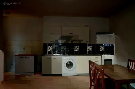 Prodej rodinného domu 160 m², pozemek 119 m²