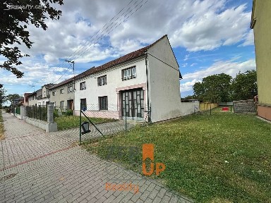 Prodej rodinného domu 150 m², pozemek 815 m²