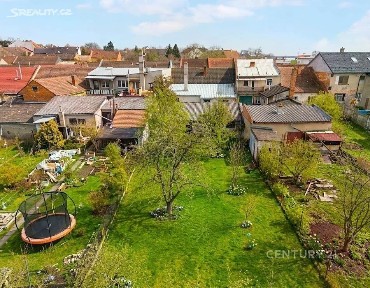 Prodej rodinného domu 200 m², pozemek 754 m²