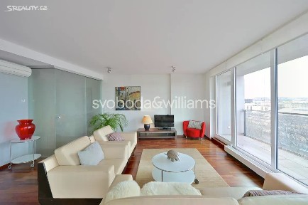 Pronájem bytu 3+kk 121 m² Italská, Praha - Vinohrady