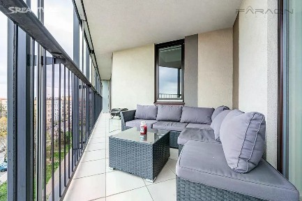 Pronájem bytu 2+kk 98 m² Malešická, Praha - Žižkov