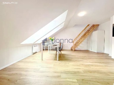 Pronájem bytu 2+kk 67 m² Kollárova, Praha - Karlín