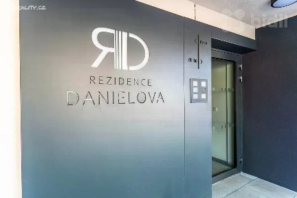Pronájem bytu 1+kk 34 m² Danielova, Praha - Čakovice