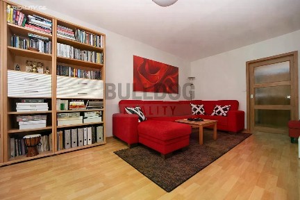 Pronájem bytu 3+kk 80 m² Tádžická, Praha - Vršovice