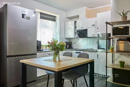 Prodej bytu 3+kk 65 m² Za Hřbitovem, Znojmo - Přímětice
