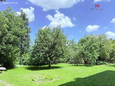 Prodej rodinného domu 252 m², pozemek 933 m²
