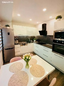 Prodej bytu 4+kk 82 m² Nádražní, Ostrava