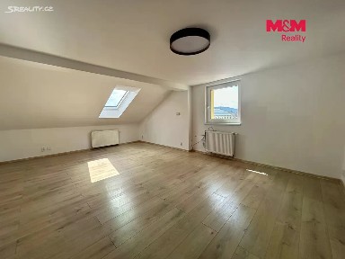 Pronájem bytu 2+1 79 m² Železná, Liberec - Liberec (nečleněné město)