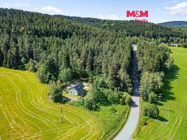 Prodej rodinného domu 187 m², pozemek 1270 m²