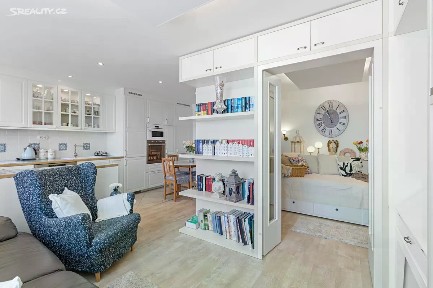 Prodej bytu 3+kk 73 m² Jažlovická, Praha - Chodov