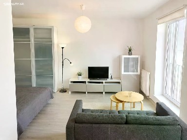 Prodej bytu 1+kk 39 m² Pískařská, Praha - Modřany