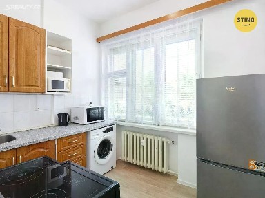 Pronájem bytu 1+1 22 m² Kvítková, Zlín