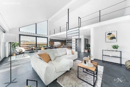 Prodej rodinného domu 316 m², pozemek 1000 m²