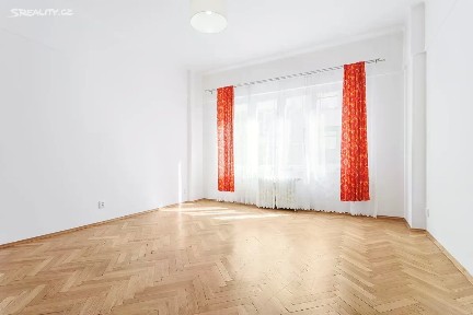 Pronájem bytu 3+1 97 m² Americká, Praha - Vinohrady