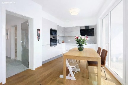 Prodej bytu 3+kk 91 m² Praha - Holešovice