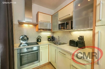 Prodej bytu 2+kk 52 m² Pickova, Praha - Zbraslav