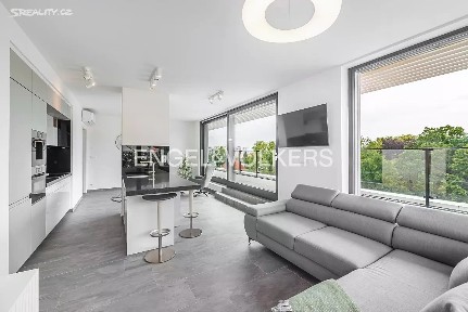Pronájem bytu 2+kk 70 m² Pod dvorem, Praha - Veleslavín