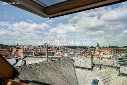 Pronájem bytu 4+1 189 m² Národní, Praha - Staré Město