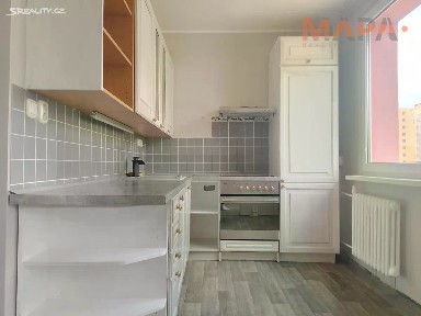 Pronájem bytu 2+1 62 m² Dřínovská, Chomutov