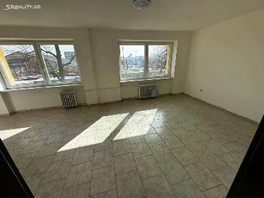 Pronájem bytu 2+1 60 m² tř. Budovatelů, Most
