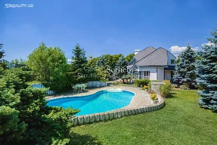 Prodej rodinného domu 609 m², pozemek 2267 m²