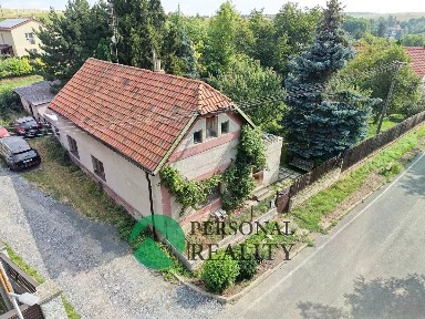 Prodej rodinného domu 78 m², pozemek 1194 m²