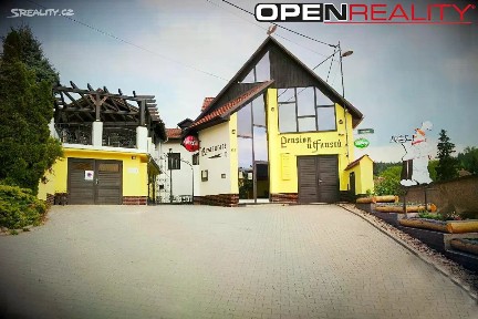 Pronájem restaurace 800 m² Křtiny