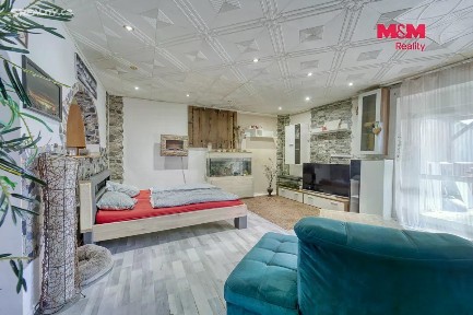 Prodej rodinného domu 340 m², pozemek 1188 m²