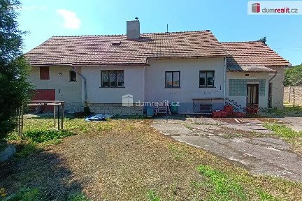 Bašť, Praha-východ, Spojovací