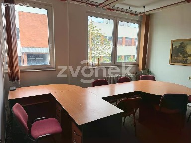 Pronájem kanceláře 18 m² tř. Tomáše Bati, Otrokovice