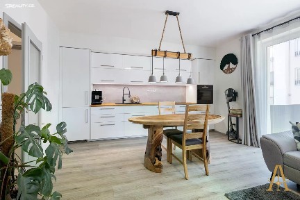 Prodej bytu 2+kk 53 m² Plzeň - Valcha