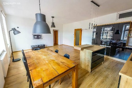 Prodej bytu 3+kk 87 m² Znojemská, Jihlava