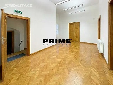 Pronájem kanceláře 250 m² Malé náměstí, Praha - Staré Město