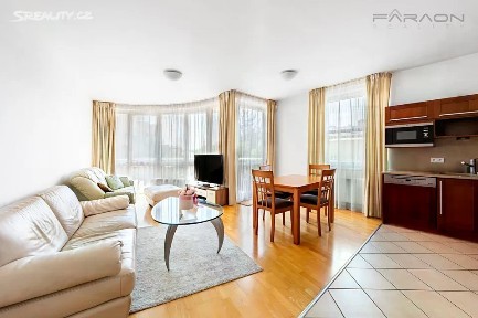 Pronájem bytu 3+kk 96 m² U Zvonařky, Praha - Vinohrady