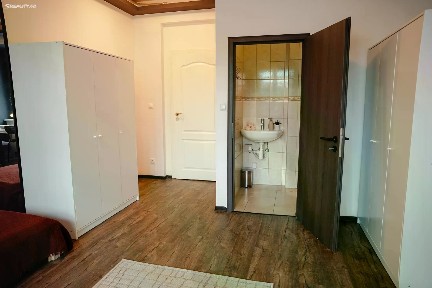 Pronájem bytu pokoje 18 m² Nádražní, Praha - Smíchov