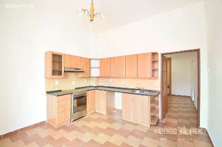 Pronájem bytu 2+1 75 m² 9. května, Tábor