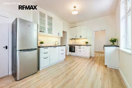 Pronájem bytu 3+1 100 m² Na Pískách, Praha - Dejvice