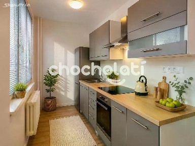 Prodej bytu 3+kk 57 m² Okrajová, Pardubice - Polabiny