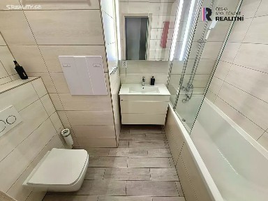 Prodej bytu 3+1 69 m² Spartakiádní, Sokolov