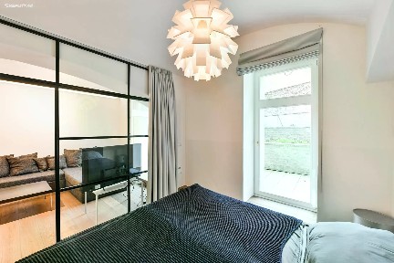 Pronájem bytu 2+kk 50 m² Laubova, Praha - Vinohrady