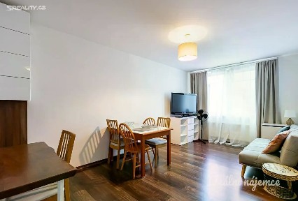 Pronájem bytu 2+kk 46 m² Hnězdenská, Praha - Troja
